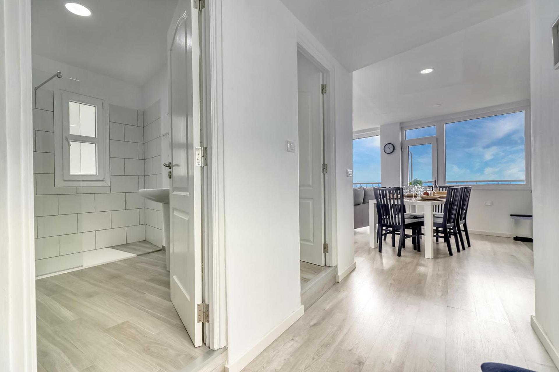 Central Modern Apartment With Private Parking & Ocean View & Coffee Corner Icod De Los Vinos Exteriör bild